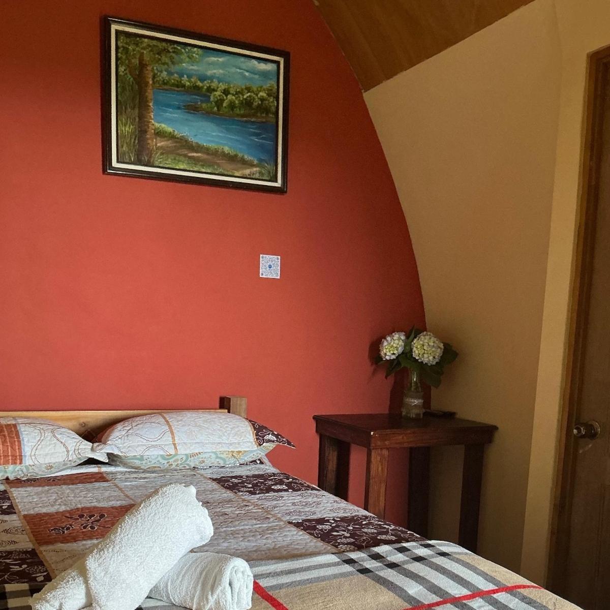 Hotel Vistas Del Cielo Cartago Bilik gambar